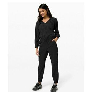 Lululemon Size 2 Womens Dynamic Days Black Jumpsuit EUC long sleeve breath 6916